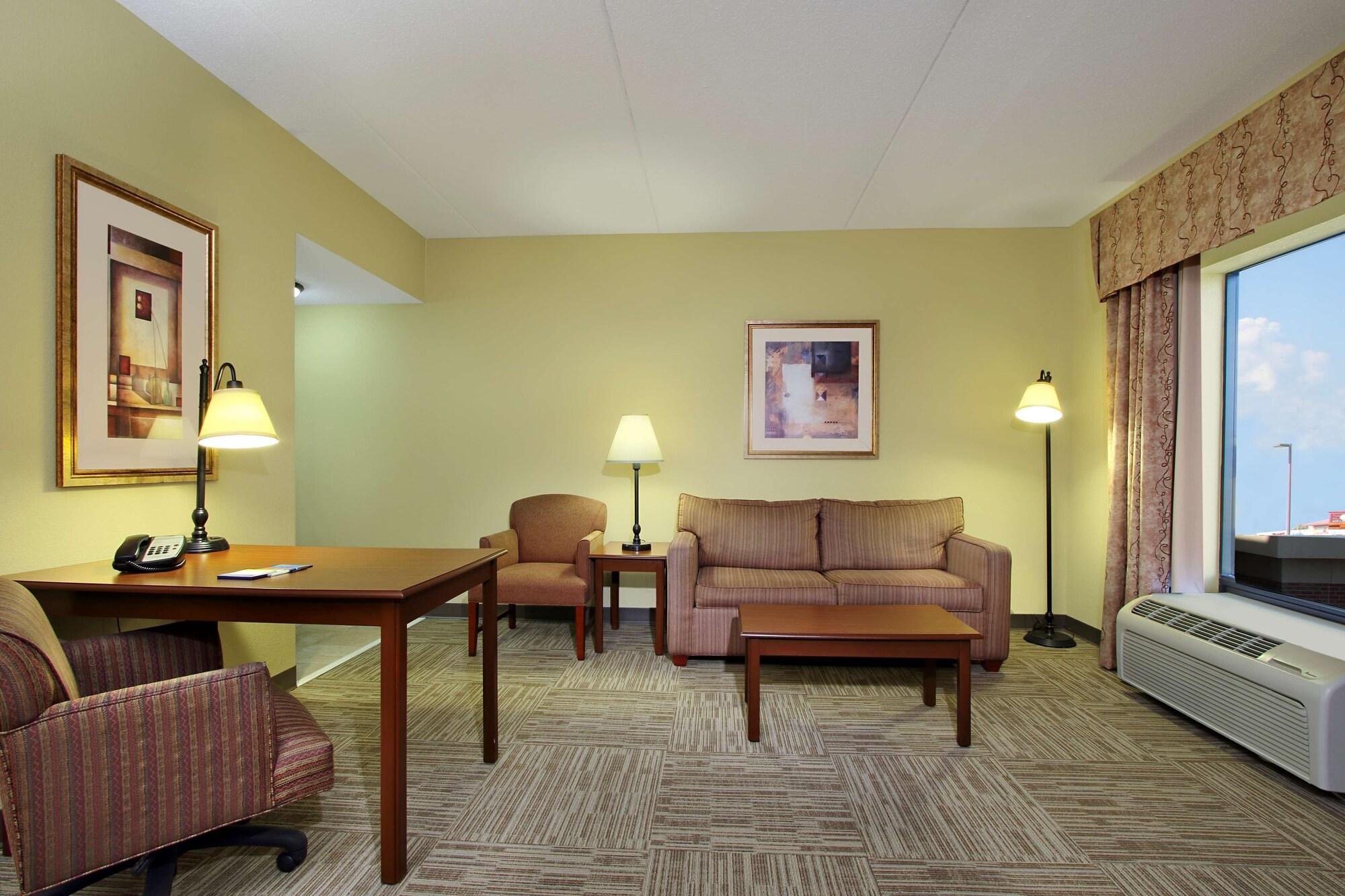 Hampton Inn & Suites Медісонвіл Екстер'єр фото